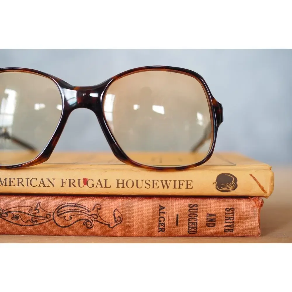 1970s Sunglasses France Yellow Lens Vintage Glam retro Grandma Chic Size 54-19